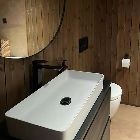 Modern Luxury And Homely Vibe In Ferienhaus Flå